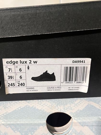 รองเท้าวิ่งของผู้หญิงรุ่น adidas Edge Lux 2 W มือสองสภาพดีครบกล่อง รูปที่ 7