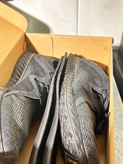 รองเท้าวิ่งของผู้หญิงรุ่น adidas Edge Lux 2 W มือสองสภาพดีครบกล่อง รูปที่ 6