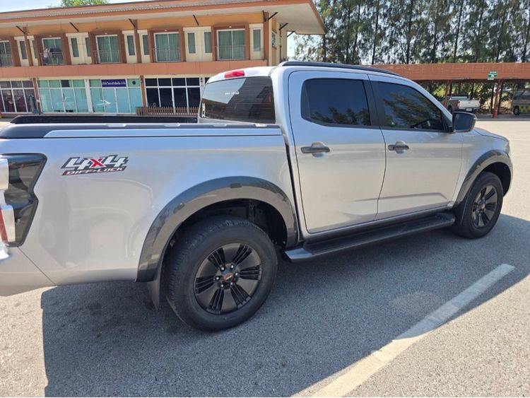 Isuzu D-MAX 2020 3.0 V-Cross Max Z Prestige 4WD Pickup ดีเซล ไม่ติดแก๊ส เกียร์อัตโนมัติ เงิน รูปที่ 4