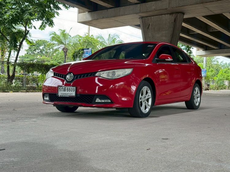 รถ MG MG5 1.5 X สี แดง