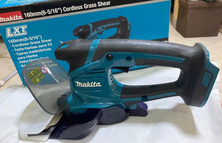  MAKITA DUM604Z กรรไกรเล็มหญ้าไร้สาย 18 โวลต์  ไม่มีแบตเตอรี่   ใช้งานได้ดี รูปที่ 3