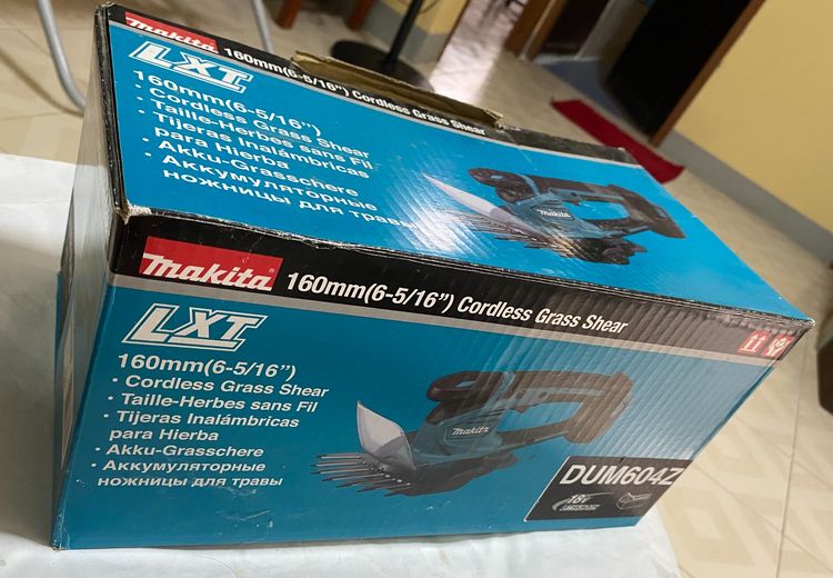 MAKITA DUM604Z กรรไกรเล็มหญ้าไร้สาย 18 โวลต์ ไม่มีแบตเตอรี่ ใช้งานได้ดี