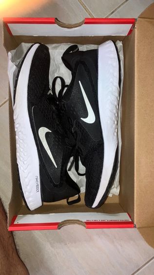 Nike รองเท้าผ้าใบ