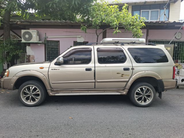 Nissan FRONTIER 2002 3.0 ZDI Pickup ดีเซล ไม่ติดแก๊ส เกียร์ธรรมดา ทอง รูปที่ 2