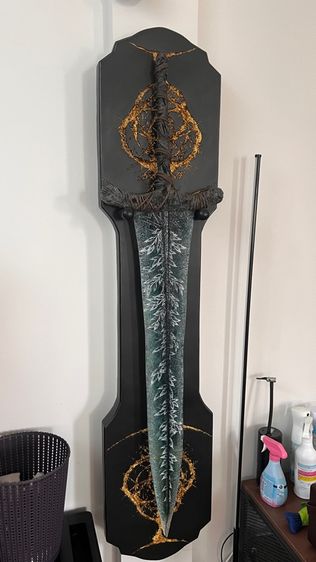 Dark Moon Greatsword Elden Ring from Panda Studio รูปที่ 4