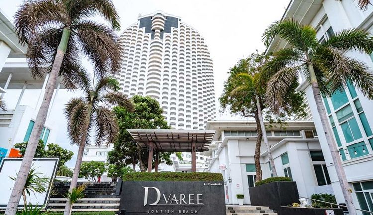 โรงแรมดี วารี จอมเทียน บีช (D Varee Jomtien Beach Pattaya) 