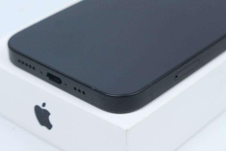iPhone 16e 128GB Black รูปที่ 6