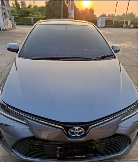 รถ Toyota Altis 1.8 Hybrid Premium สี เทา