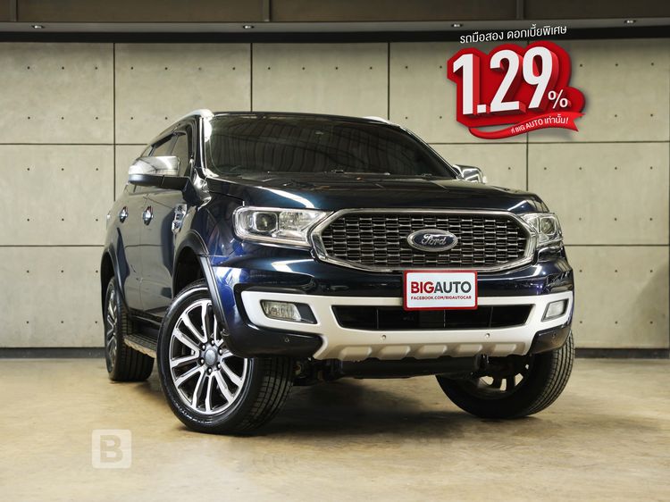 รถ Ford Everest 2.0 Titanium Plus สี น้ำเงิน