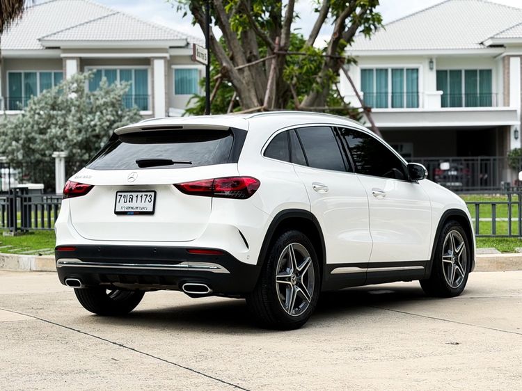 Mercedes-Benz GLA-Class 2023 GLA200 Sedan เบนซิน ไม่ติดแก๊ส เกียร์อัตโนมัติ ขาว รูปที่ 4