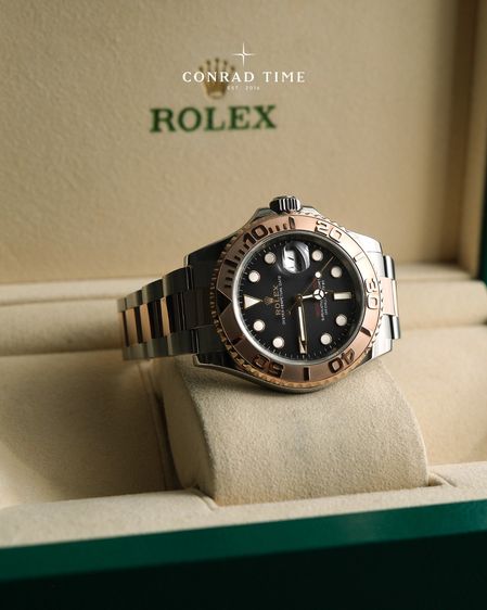 Rolex Yacht-Master 126621 Black dial Rose Gold Two-Tone Oyster 2020 40mm. Fullset 