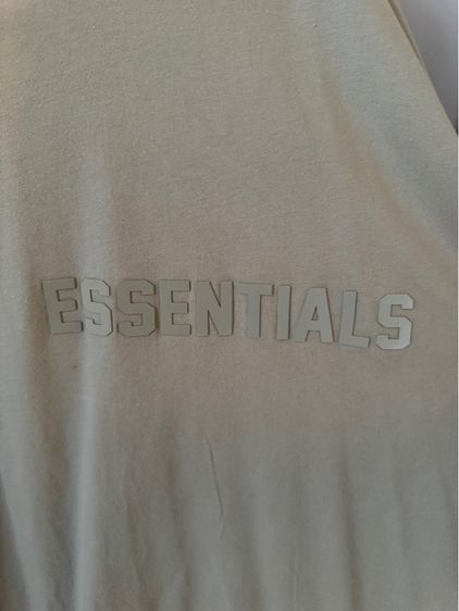ขายเหมา 2 ตัว เสื้อยืดแขนสั้น Essential Fear of gods ของแท้ รูปที่ 9