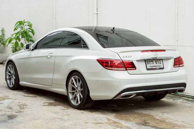 Mercedes-Benz E-Class 2015 E200 Sedan เบนซิน ไม่ติดแก๊ส เกียร์อัตโนมัติ ขาว รูปที่ 2