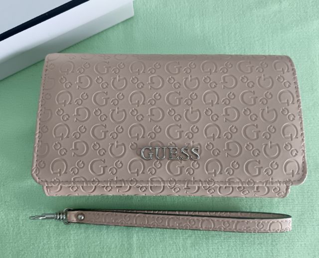 หญิง หนัง PU ขายกระเป๋าสตางค์ใบกลาง Guess สีชมพู