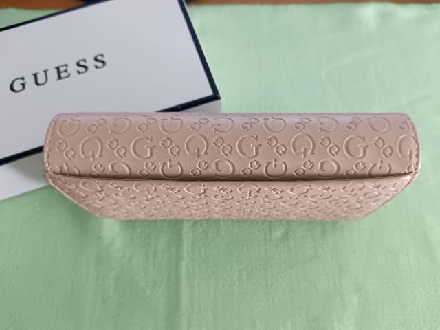 ขายกระเป๋าสตางค์ใบกลาง Guess สีชมพู รูปที่ 2