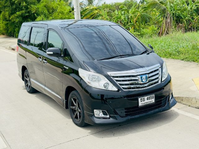รถ Toyota Alphard 2.4 V สี ดำ