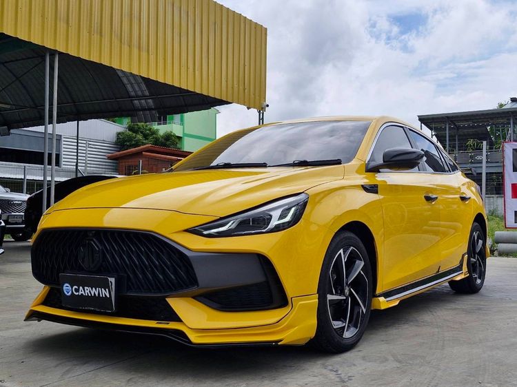 รถ MG MG5 1.5 X สี เหลือง