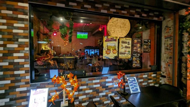  เซ้งกิจการบาร์และร้านอาหาร 2 คูหา 3 ชั้น ทำเลศักยภาพบนถนนบรรทัดทอง พร้อมดำเนินกิจการต่อได้ทันที  รูปที่ 2