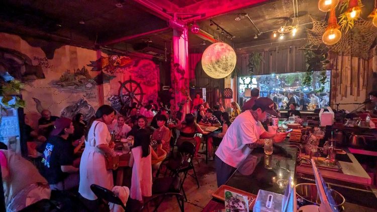  เซ้งกิจการบาร์และร้านอาหาร 2 คูหา 3 ชั้น ทำเลศักยภาพบนถนนบรรทัดทอง พร้อมดำเนินกิจการต่อได้ทันที  รูปที่ 4