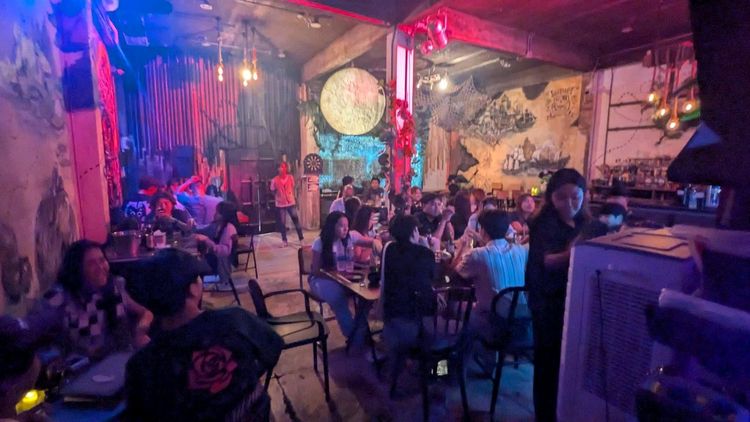  เซ้งกิจการบาร์และร้านอาหาร 2 คูหา 3 ชั้น ทำเลศักยภาพบนถนนบรรทัดทอง พร้อมดำเนินกิจการต่อได้ทันที  รูปที่ 3