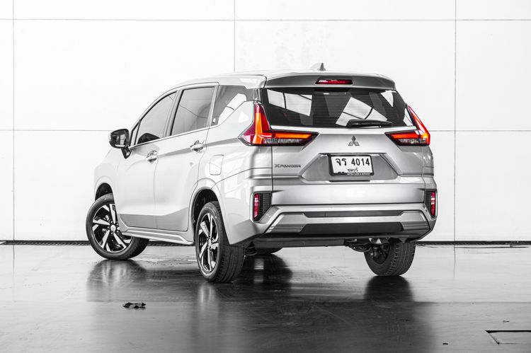 Mitsubishi Xpander 2023 1.5 GT Utility-car เบนซิน ไม่ติดแก๊ส เกียร์อัตโนมัติ เทา รูปที่ 4