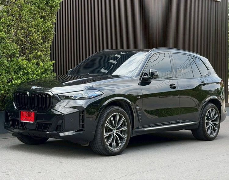 รถ BMW X5 3.0 xDrive30d M Sport 4WD สี ดำ