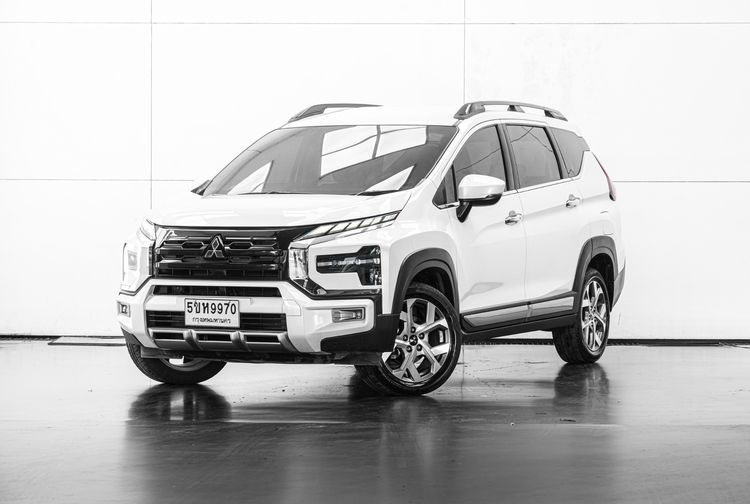 รถ Mitsubishi Xpander 1.5 Cross สี ขาว