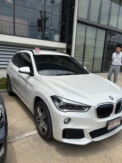 รถ BMW X1 2.0 sDrive20d M Sport สี ขาว