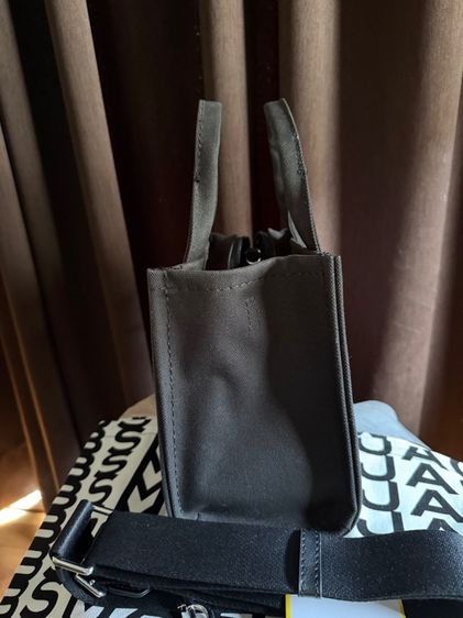 Marc Jacob tote canvas Small รูปที่ 6