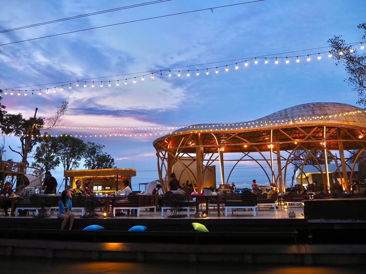 เซ้ง ร้านวนาเลซีฟู้ด บางขุนเทียน ชายทะเล บรรยากาศติดคลอง พิทยาลงกรณ์ และ ป่าชายเลน รูปที่ 5