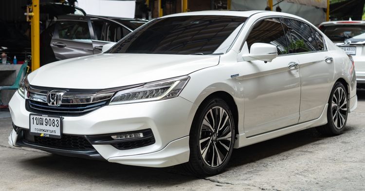 Honda Accord 2017 2.0 Hybrid Tech i-VTEC Sedan ไฮบริด ไม่ติดแก๊ส เกียร์อัตโนมัติ ขาว รูปที่ 2