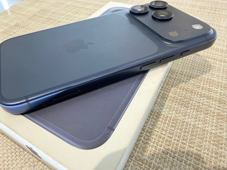 256 GB iPhone 17 Pro 256 ประกัน 0 มีนาคมปีหน้า ผ่อนได้