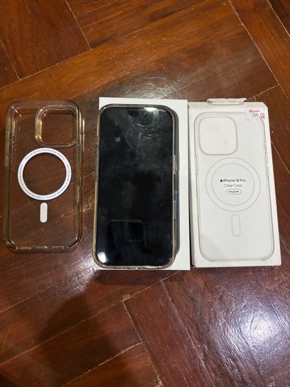 ขาย Iphone 16 pro สีดำ ครบกล่อง แถมเคสแท้ 3 ชิ้น