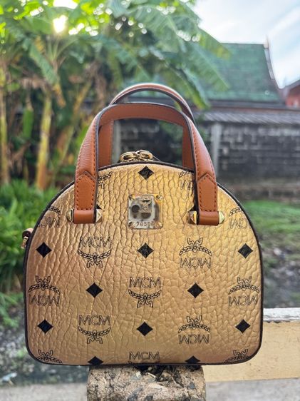 กระเป๋า mcm