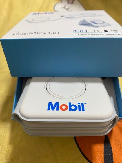 แท่นชาร์จไร้สาย 3-in-1 ยี่ห้อ Mobil (ของใหม่ แกะกล่องยังไม่เคยใช้งาน)