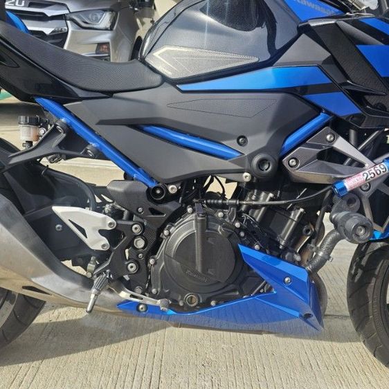 KAWAZAKI Z400 รูปที่ 8
