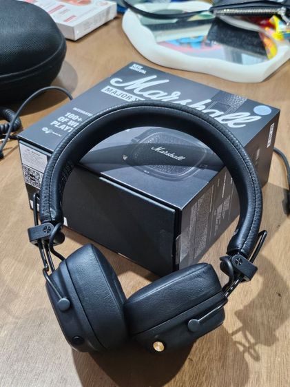 อื่นๆ หูฟัง Marshall Major V สภาพนางฟ้า  อุปกรณ์ครบกล่อง