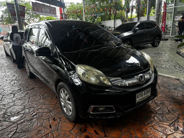 รถ Honda Mobilio 1.5 V สี ดำ