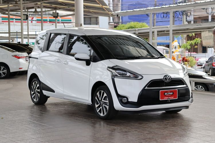 Toyota Sienta 2017 1.5 V Utility-car เบนซิน ไม่ติดแก๊ส เกียร์อัตโนมัติ ขาว รูปที่ 3