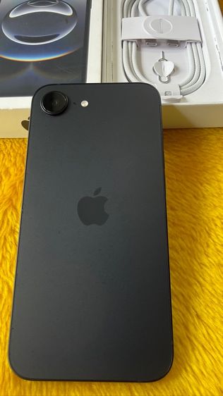 iPhone 16 e ดำ รูปที่ 11