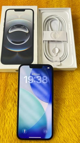 128 GB iPhone 16 e ดำ
