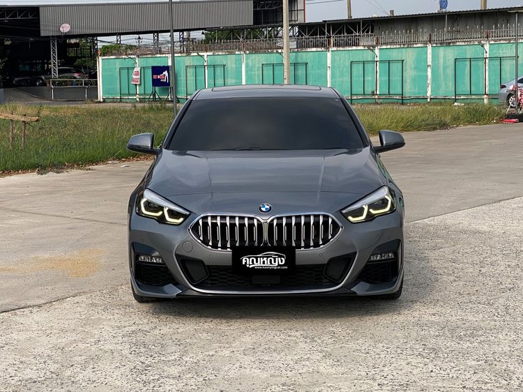 BMW Series 2 2022 220i Sedan เบนซิน ไม่ติดแก๊ส เกียร์อัตโนมัติ เทา รูปที่ 3