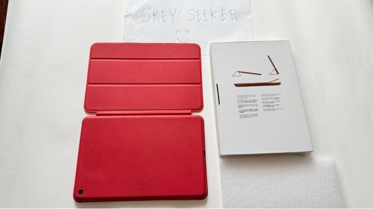 ขอโละ เคส iPAD Mini4 สภาพใหม่ สีแดงสด ปรับตั้งได้ 2 ระดับ รูปที่ 3