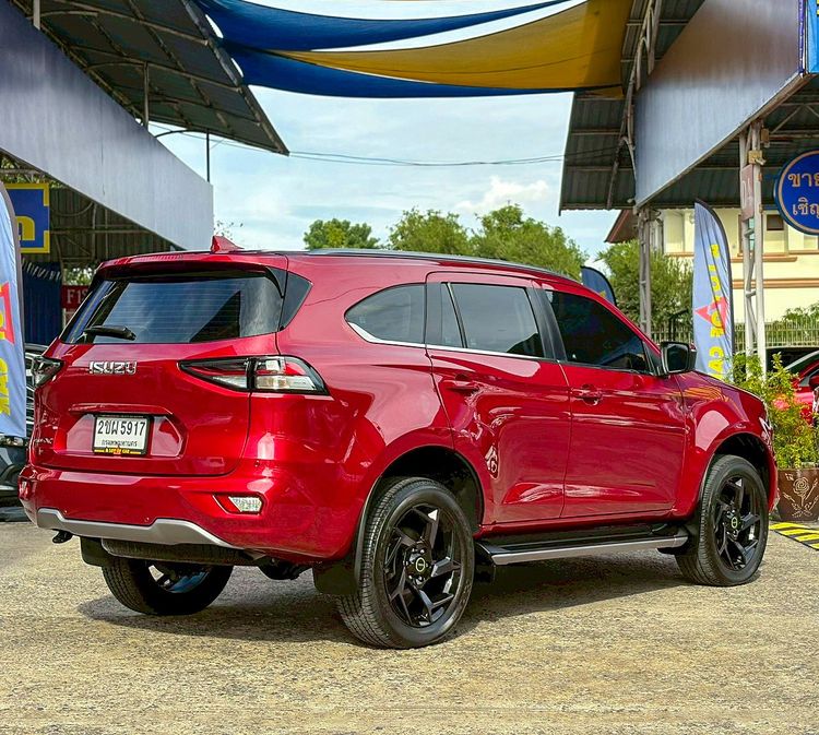 Isuzu MU-X 2022 3.0 Ultimate AT 2WD Utility-car ดีเซล ไม่ติดแก๊ส เกียร์อัตโนมัติ แดง รูปที่ 3