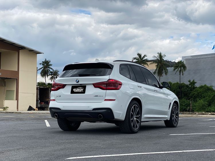 BMW X3 2020 2.0 xDrive30e M Sport 4WD Utility-car ปลั๊กอินไฮบริด (PHEV) ไม่ติดแก๊ส เกียร์อัตโนมัติ ขาว รูปที่ 2