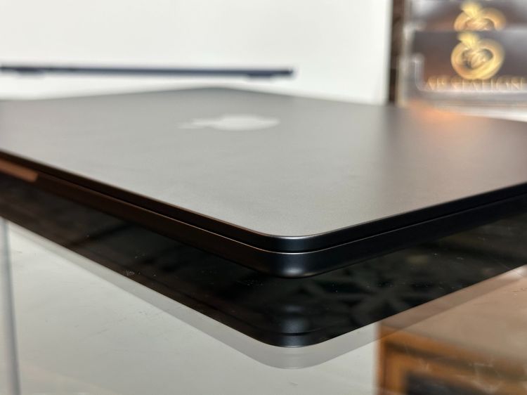 MacBook Air 13” M4 2025 RAM 16 SSD256 อายุ3วัน สภาพ 99เปอร์เซ็นต์ ประกันศูนย์ Apple  รูปที่ 2