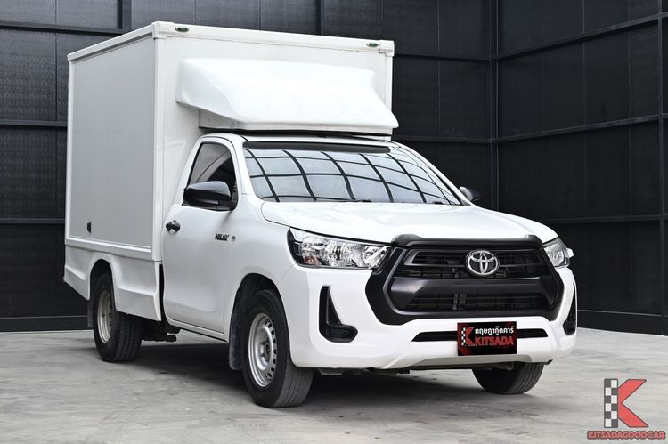 รถ Toyota Hilux Revo 2.4 Entry สี ขาว