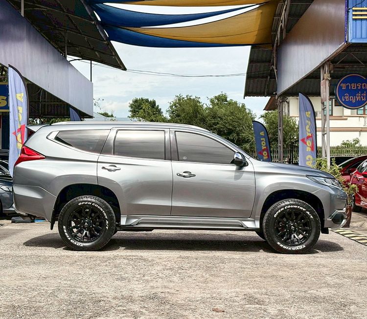 Mitsubishi Pajero Sport 2015 2.4 GT Premium 2WD Sedan ดีเซล ไม่ติดแก๊ส เกียร์อัตโนมัติ บรอนซ์เงิน รูปที่ 2