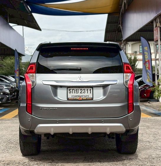 Mitsubishi Pajero Sport 2015 2.4 GT Premium 2WD Sedan ดีเซล ไม่ติดแก๊ส เกียร์อัตโนมัติ บรอนซ์เงิน รูปที่ 4
