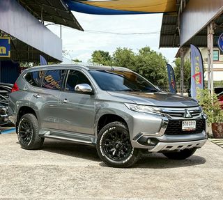 Mitsubishi Pajero Sport 2.4 GT Premium 2WD ปี 2015 รถมือเดียว สภาพสมบูรณ์ ไม่เคยเฉี่ยวชน ไม่เคยลุยน้ำ ดูแลหลังการขาย 1 ปี ฟรีดาวน์